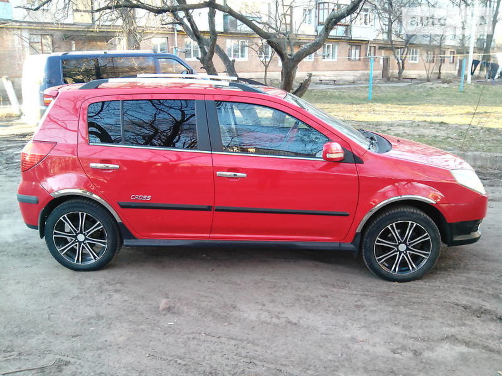 Geely MK Cross 2012