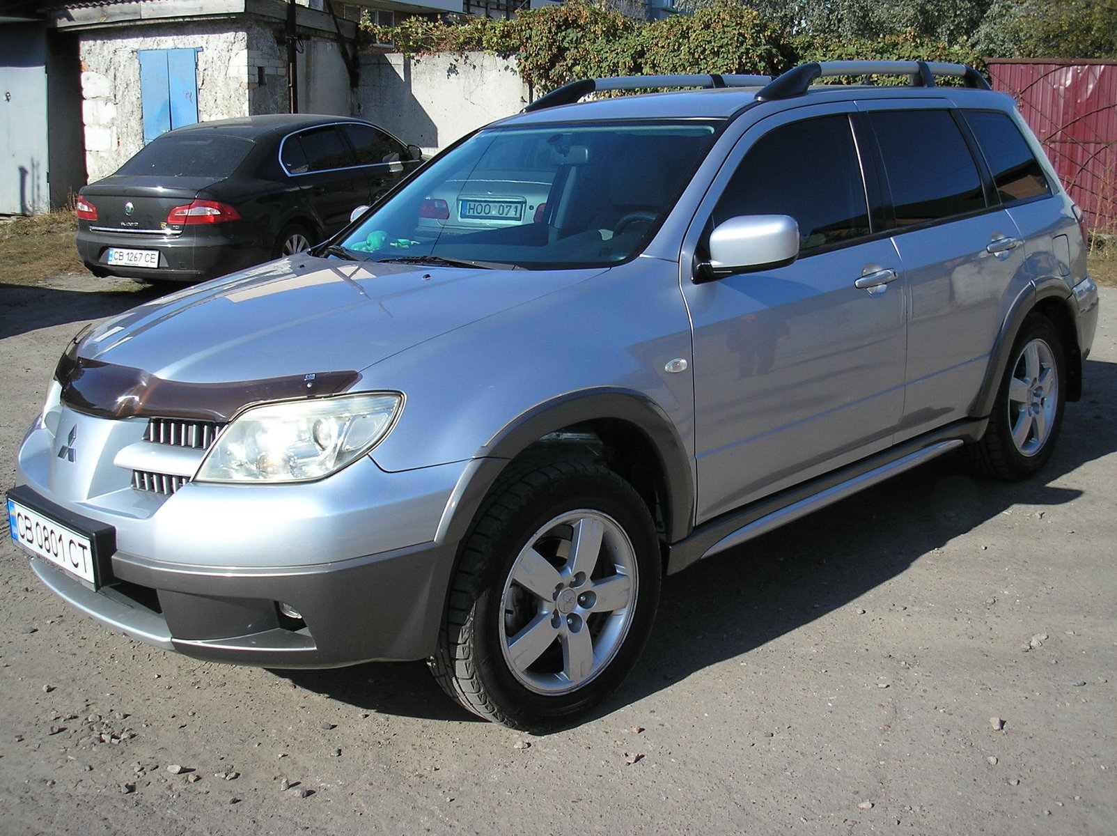 mitsubishi outlander 2005